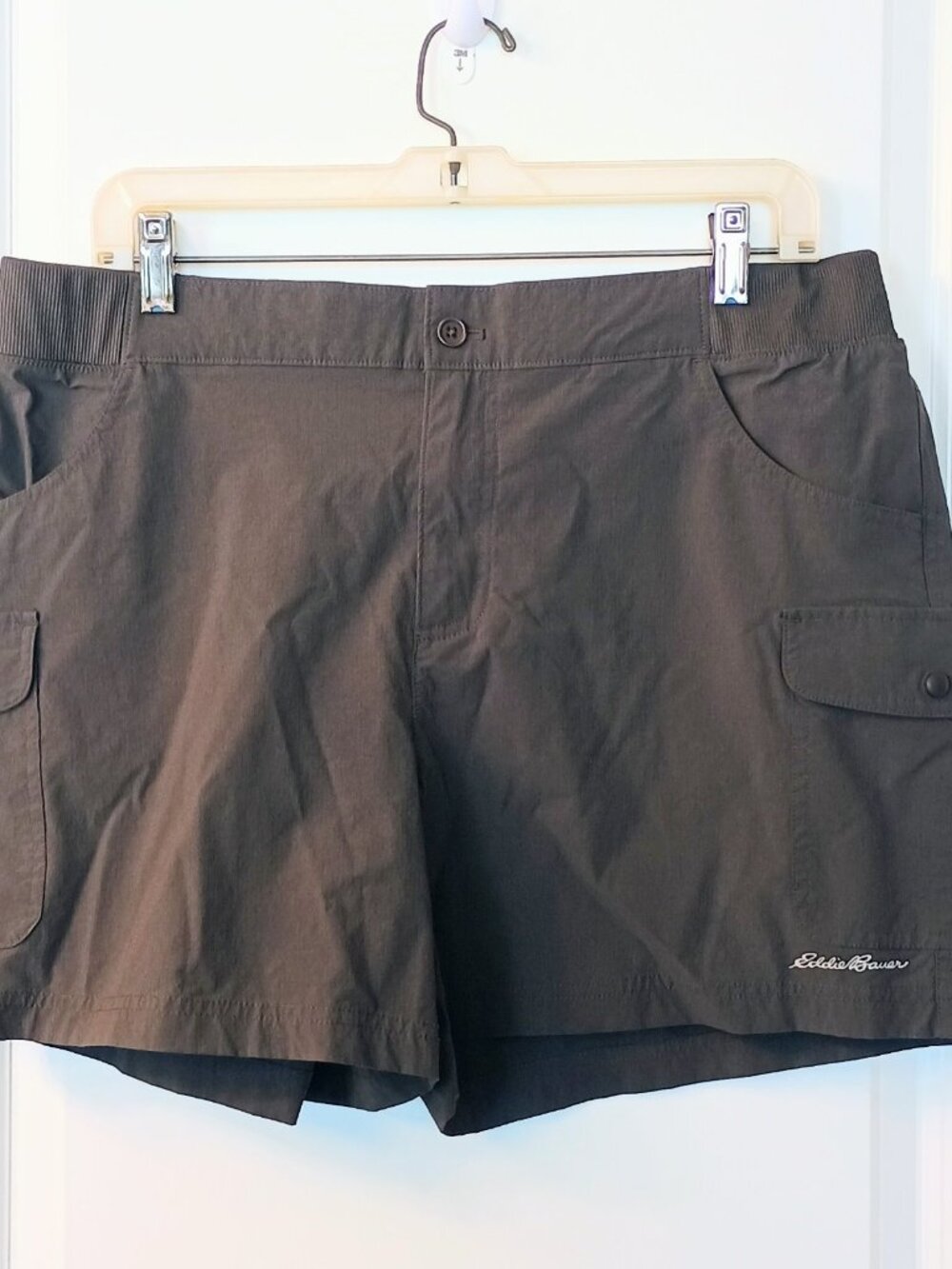 Eddie Bauer Women's XL Gray Cargo Hiking Shorts Stretch Nylon Outdoor Utility EL